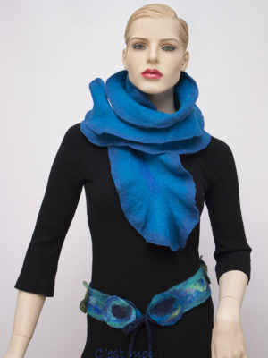 ruffled wool scarf